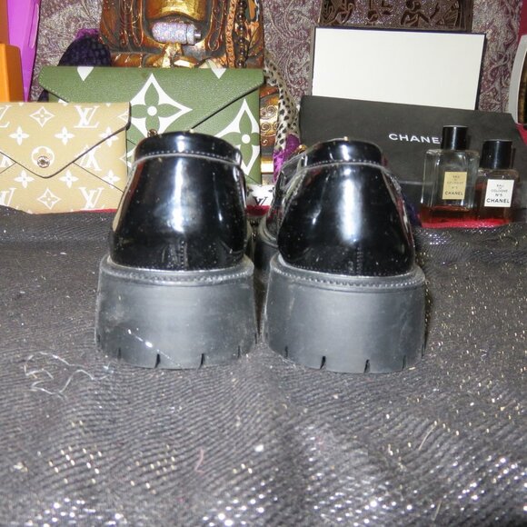 Lattelier Black Patent Platform Penny Loafers w/ Gold Chain size 6 - Picture 11 of 15
